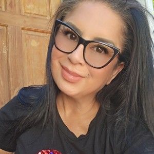 Meet your Posher, Alicia